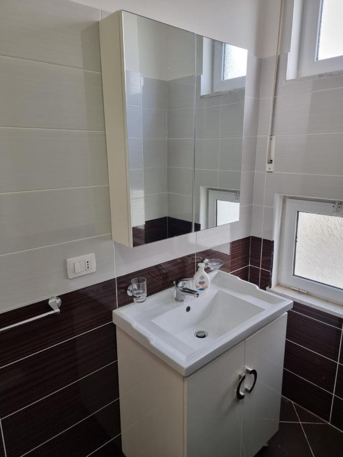 Remar Apartments วญอเรอ ภายนอก รูปภาพ